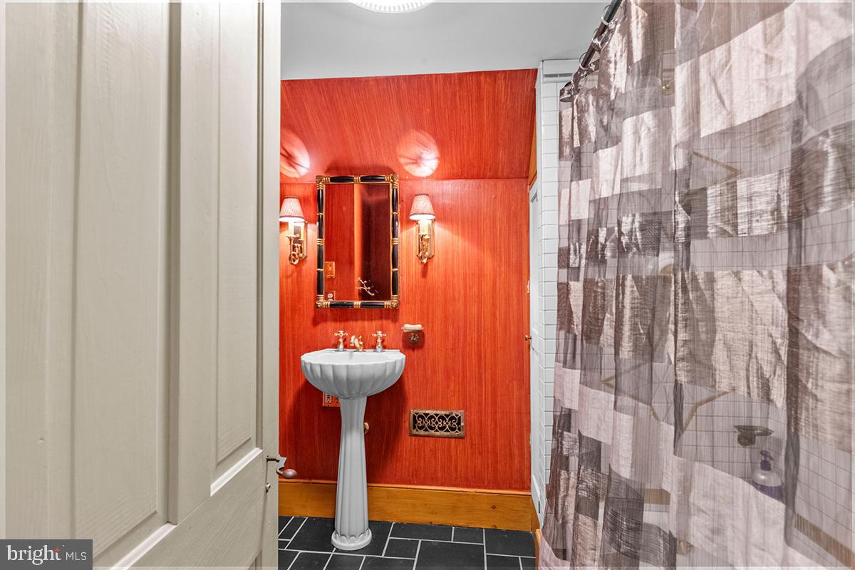 1621 Limekiln Road Oley, PA 19547 - Photo 62 of 75 Second floor bath