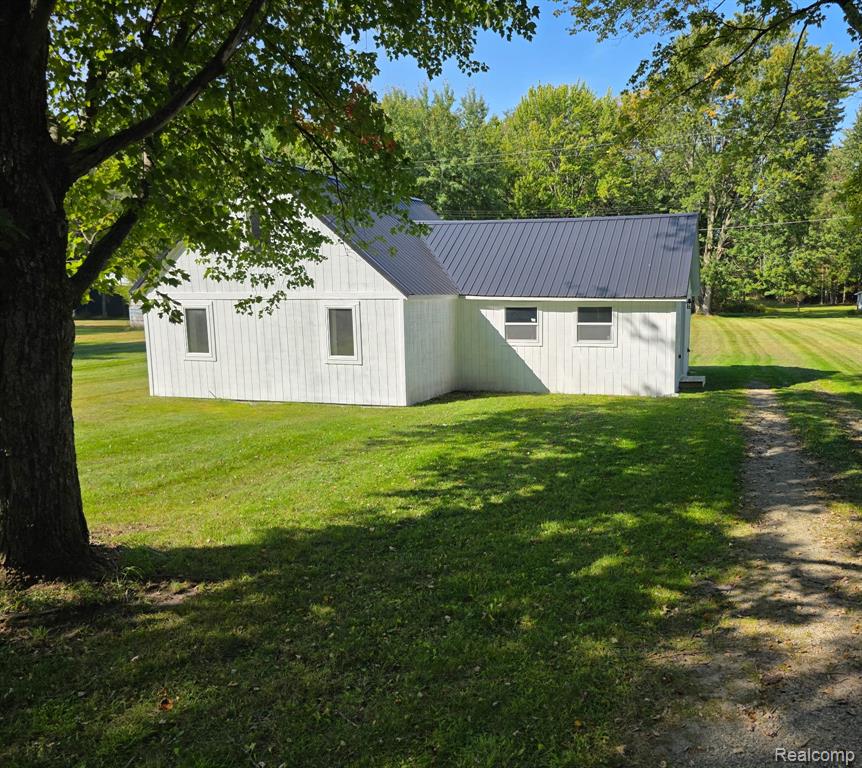 1647 Boy Scout Road Caro, MI 48723 - Photo 1 of 13 Gallery Image 1