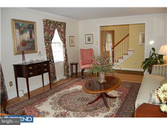 525 Arbordale Road Wayne, PA 19087 - Photo 2 of 12 Living Room