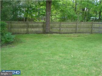 525 Arbordale Road Wayne, PA 19087 - Photo 11 of 12 Exterior Back