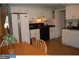 525 Arbordale Road Wayne, PA 19087 - Photo 5 of 12 Kitchen