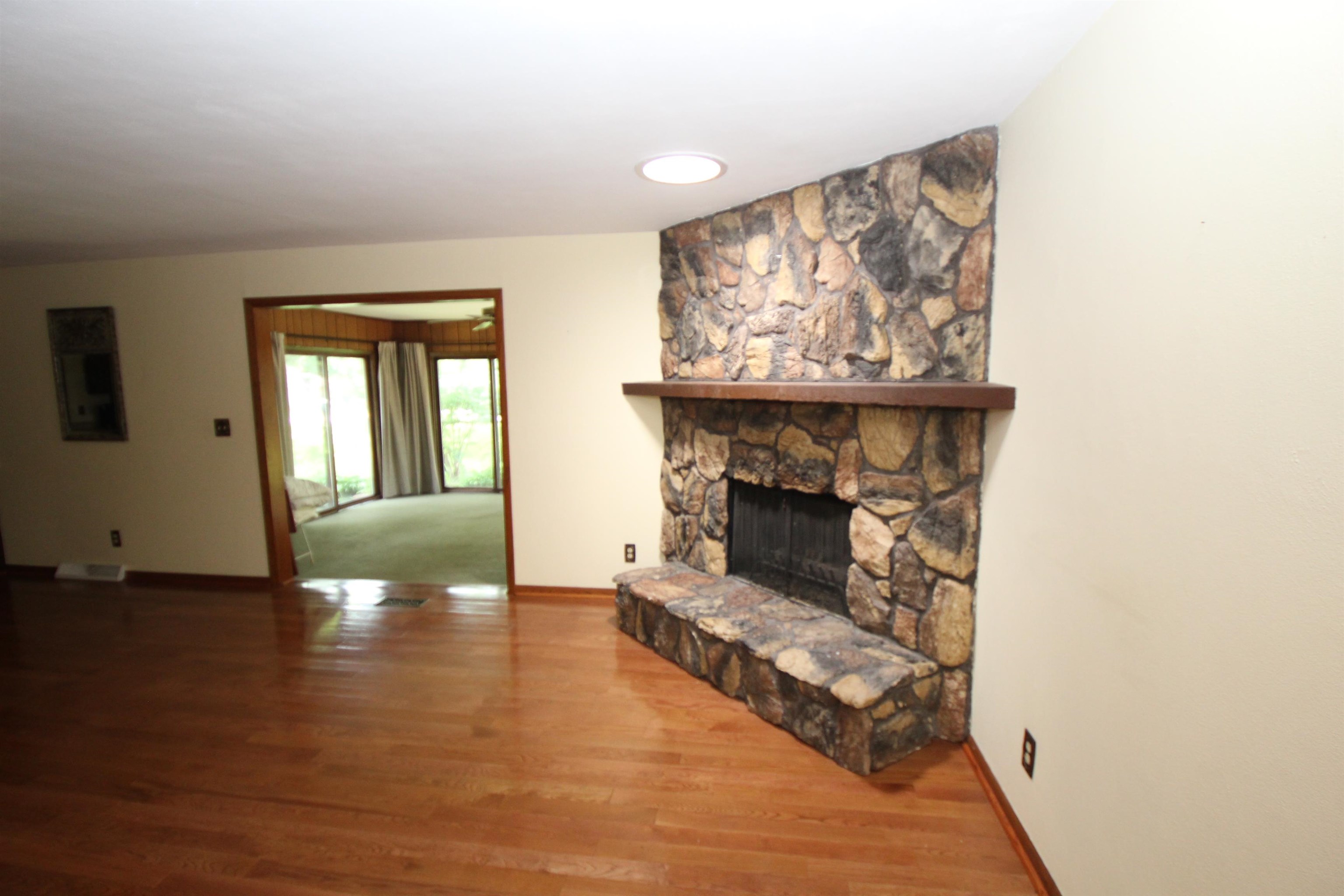 12241 Squirrel Tree Lane Belvidere, IL 61008 - Photo 2 of 26