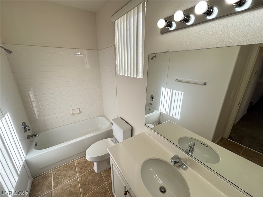 10319 Splendor Ridge Avenue Las Vegas, NV 89135 - Photo 7 of 49 Gallery Image 7