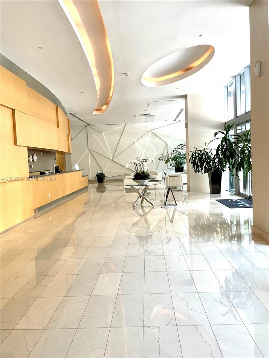 79 Southwest 12th Street, Unit 2407S Miami, FL 33130 - Photo 39 of 39