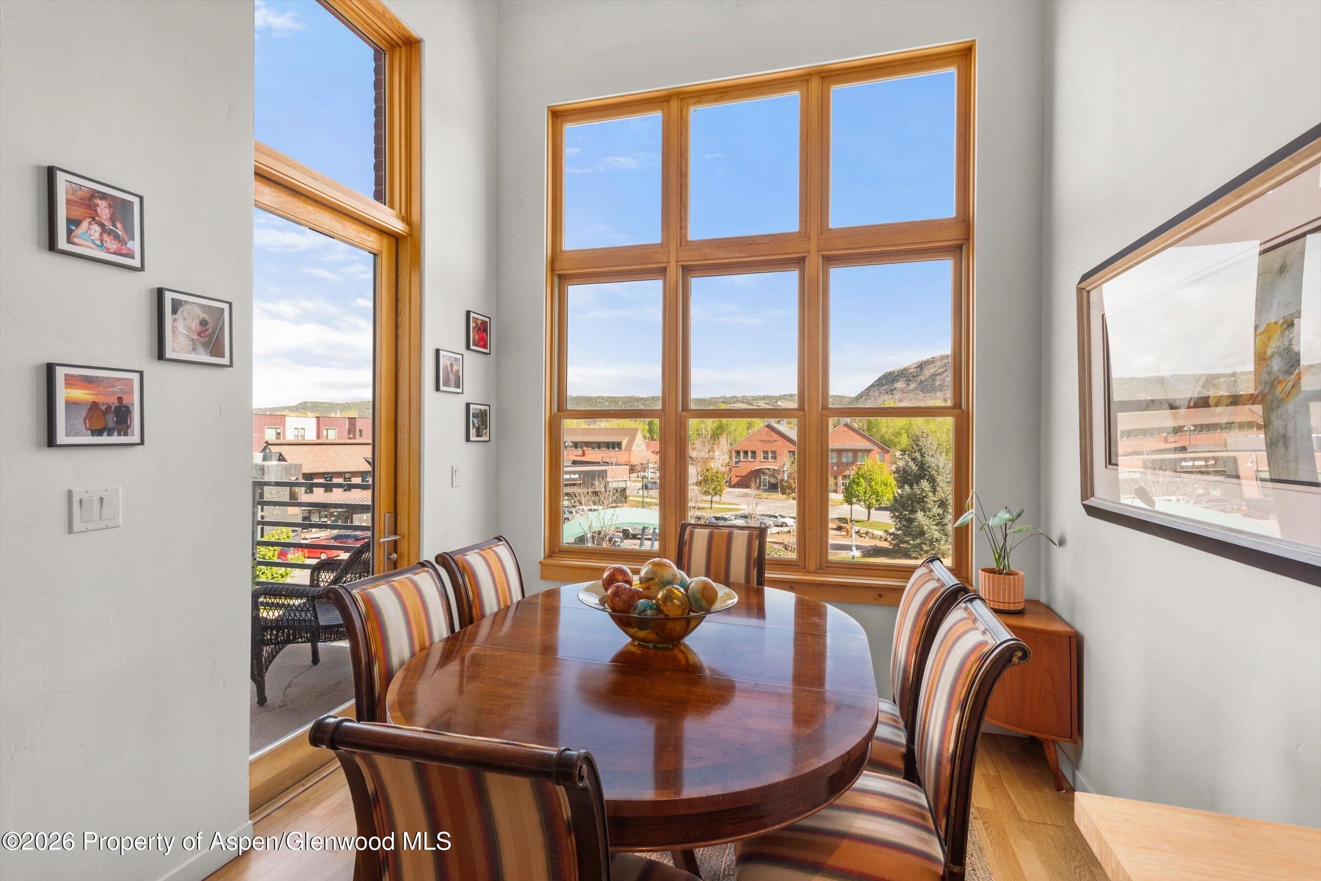 231 Robinson Street, Unit R318 Basalt, CO 81621 - Photo 6 of 23 Dining area