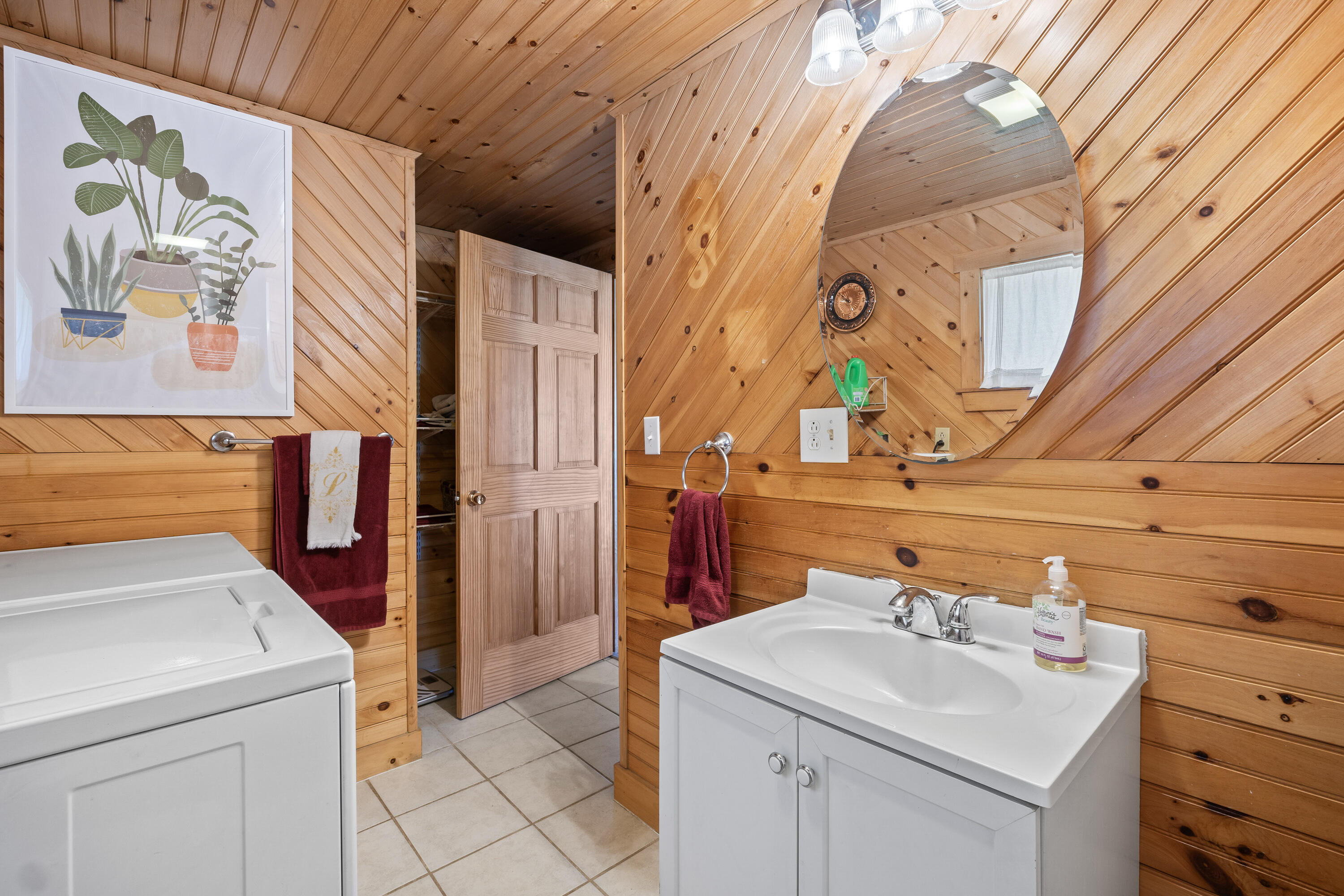 168 Collins Road Chelsea, ME 04330 - Photo 20 of 36 Bathroom