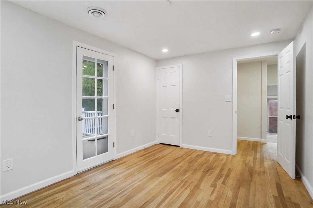 3734 Bainbridge Road Cleveland Heights, OH 44118 - Photo 24 of 41