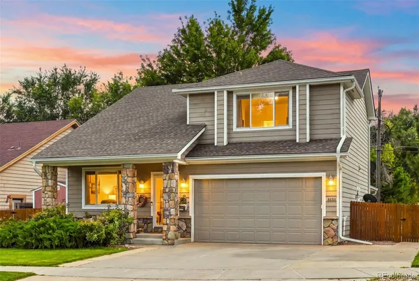 $660,000 | 8650 West 49th Circle, Arvada, CO 80002