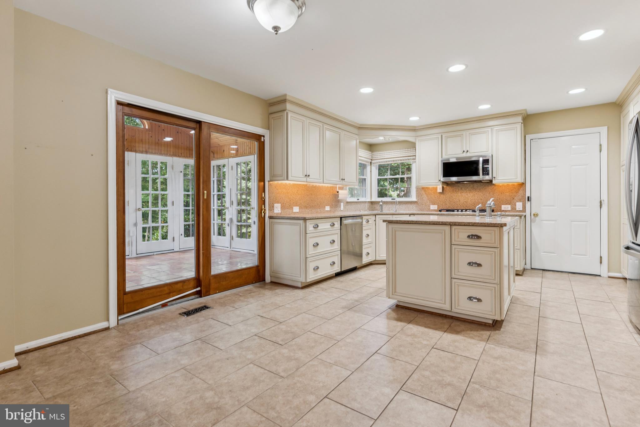 761 Fawnelm Road Severn, MD 21144 - Photo 10 of 47 Gallery Image 10