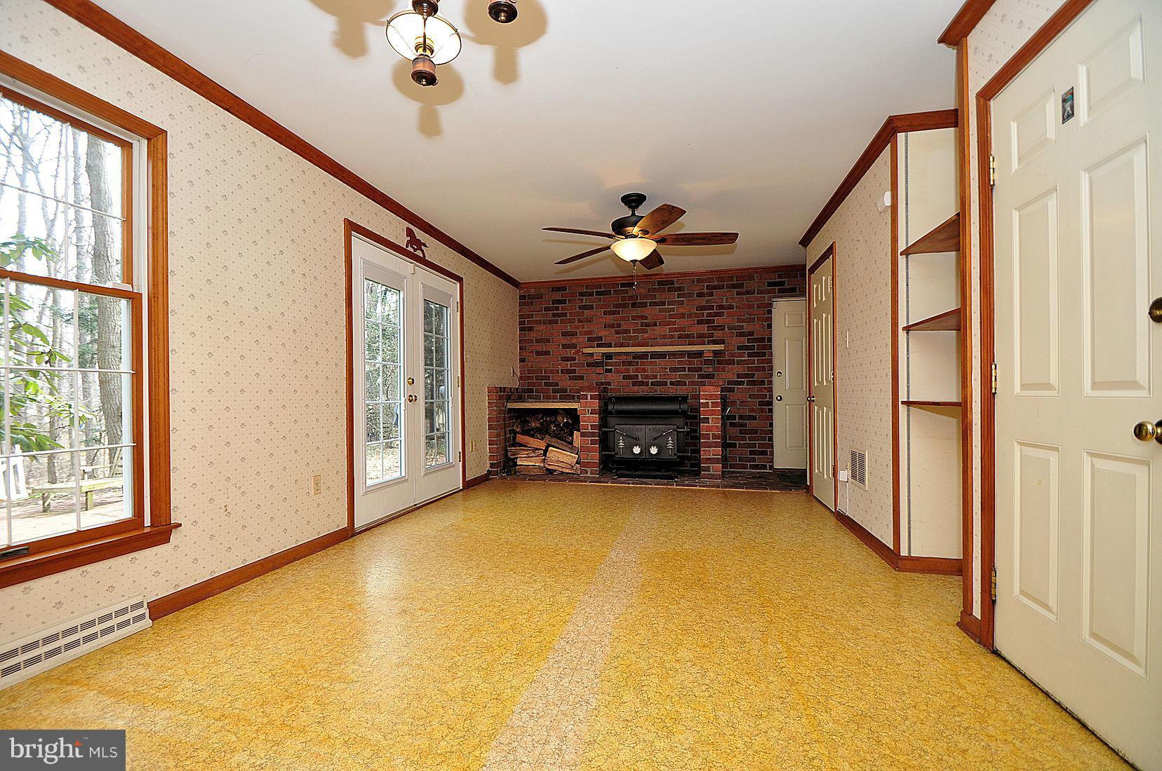 1451 Warehime Road Westminster, MD 21158 - Photo 9 of 30 Family Room