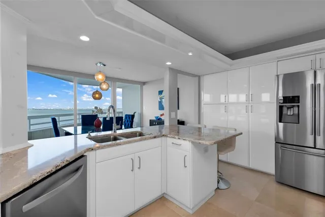 a view of outdoor space with city view