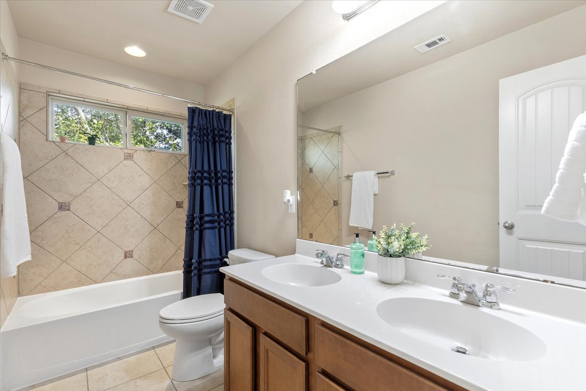 561 Stone View Trail Austin, TX 78737 - Photo 29 of 38