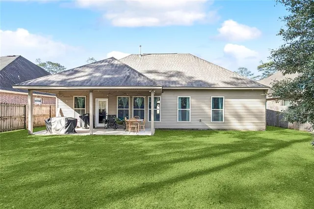 $285,000 | 1092 Berkshire Drive, Pearl River, LA 70452