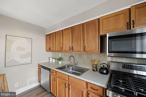 $355,000 | 17 Love Lane, Norwood, PA 19074