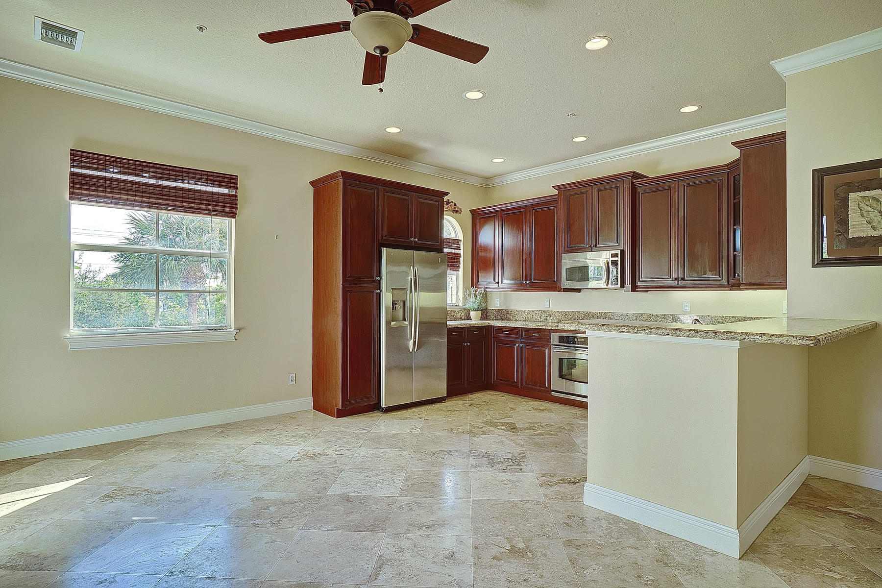 7670 Via Flores Way Boca Raton, FL 33487 - Photo 8 of 27 @Robert_Fernandez06