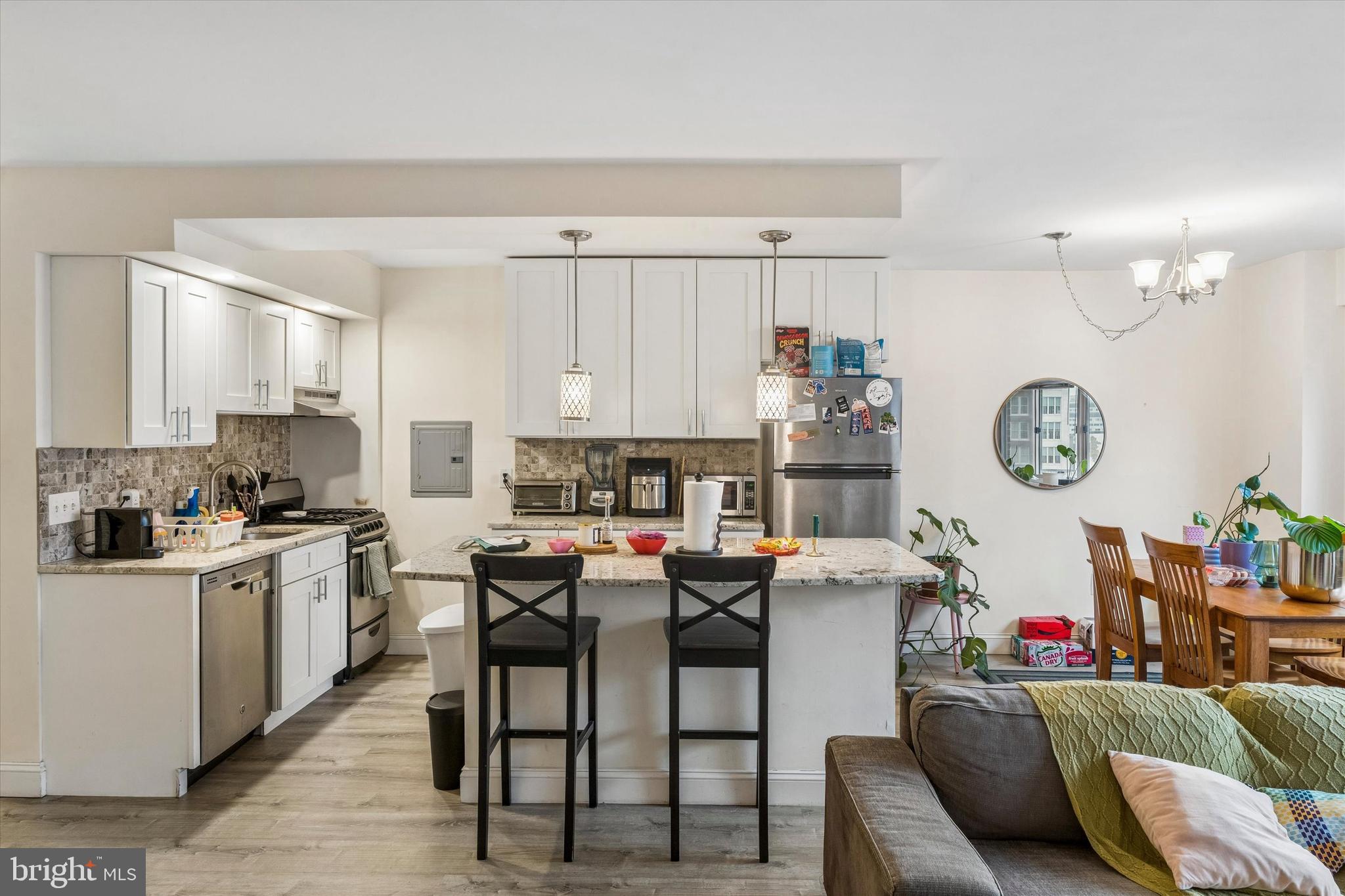 2101-17 Chestnut Street, Unit 618 Philadelphia, PA 19103 - Photo 6 of 25