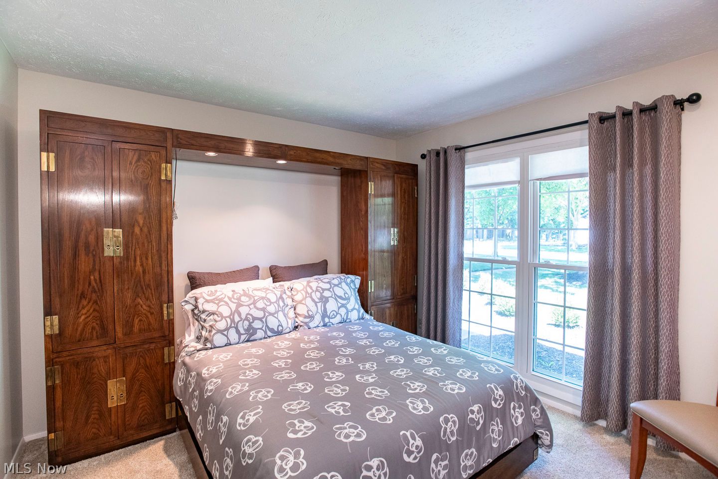 18377 Falling Water Road Strongsville, OH 44136 - Photo 27 of 36 Gallery Image 27