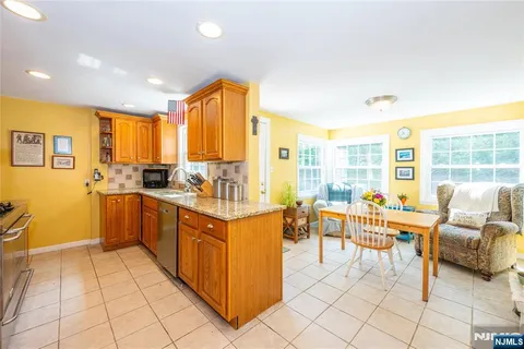 $610,000 | 33 Glenview Drive, West Orange, NJ 07052