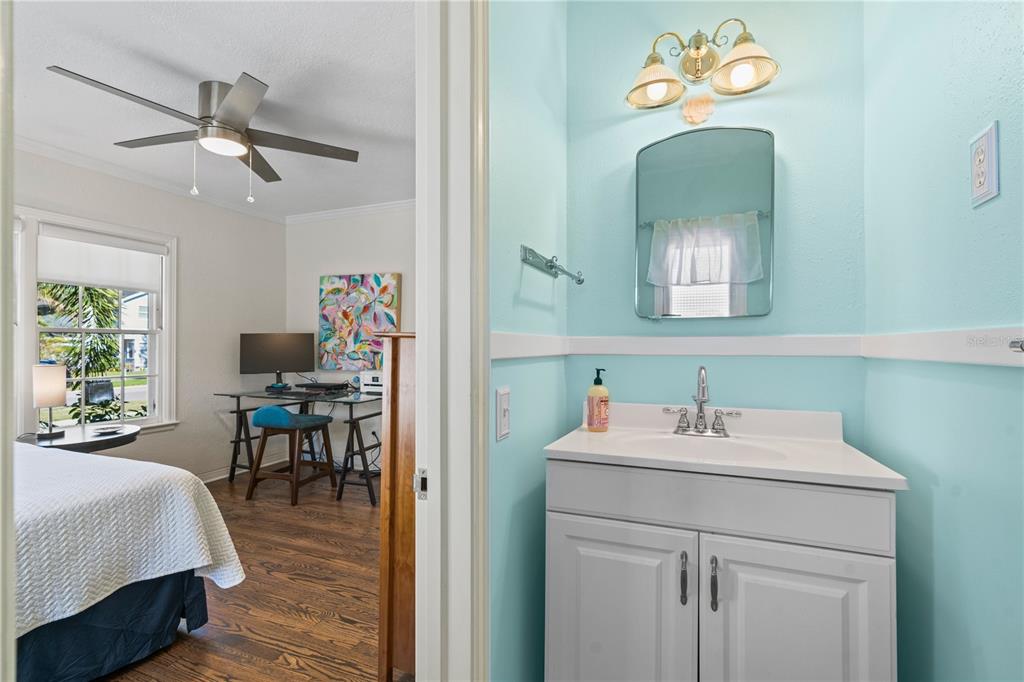 1161 Jackson Road Clearwater, FL 33755 - Photo 12 of 26