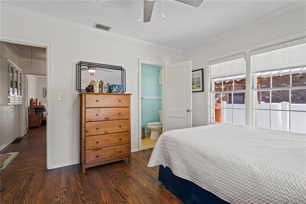 1161 Jackson Road Clearwater, FL 33755 - Photo 10 of 26