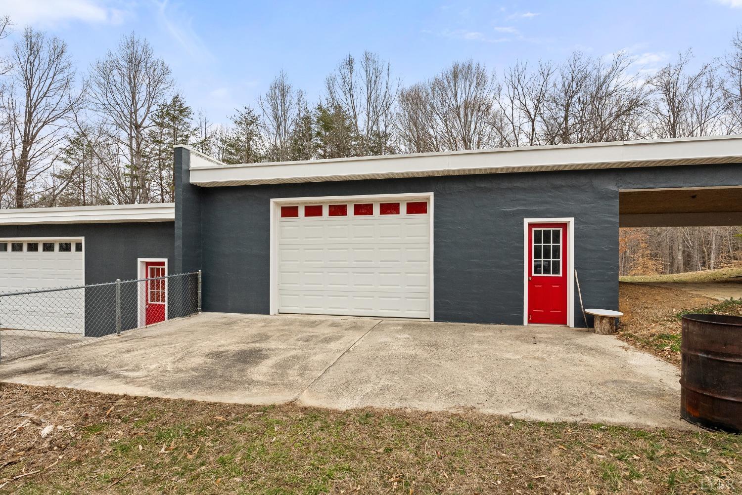 3405 Red House Road Phenix, VA 23959 - Photo 15 of 23