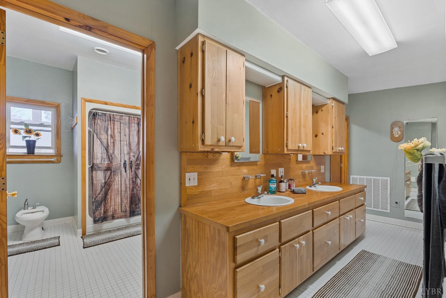 3405 Red House Road Phenix, VA 23959 - Photo 7 of 23