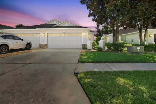 $2,300 | 7526 Deer Path Lane, Land O Lakes, FL 34637