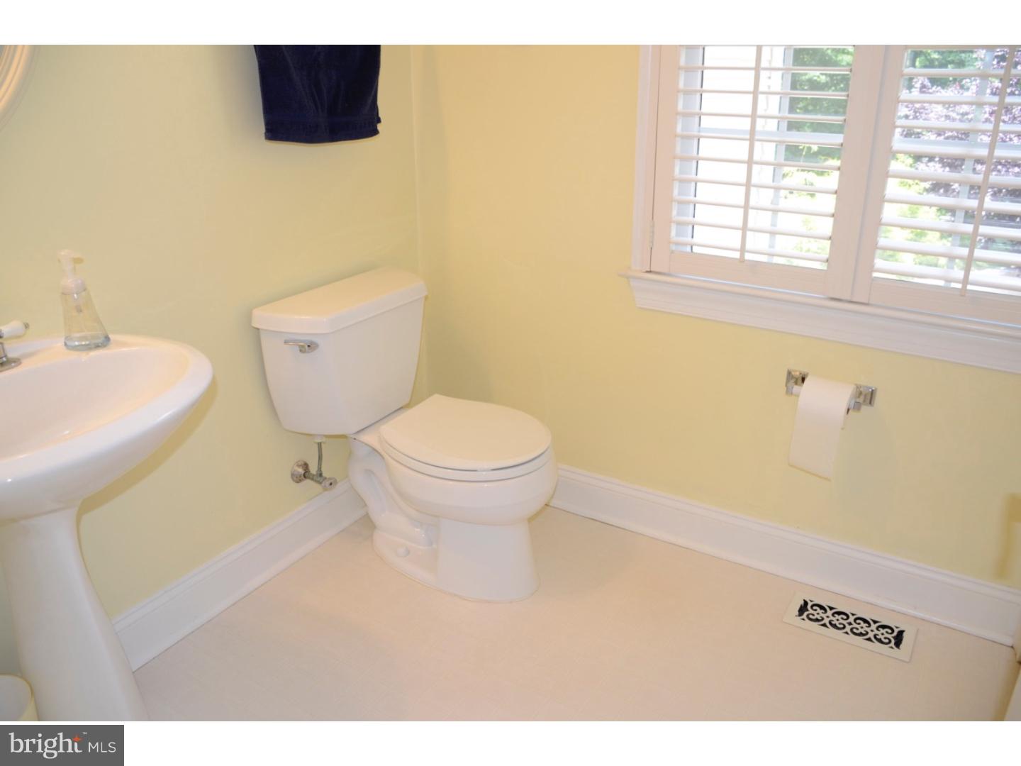 300 Fislerville Road Mullica Hill, NJ 08062 - Photo 9 of 25 Gallery Image 9