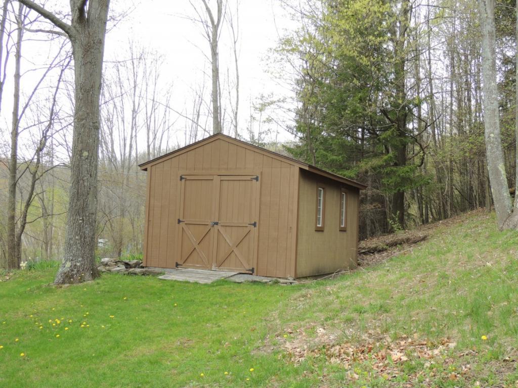 664 Powderhouse Road Vestal, NY 13850 - Photo 3 of 18 Gallery Image 3