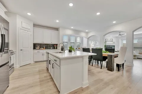 $599,900 | 16928 Mirador Way, Justin, TX 76247