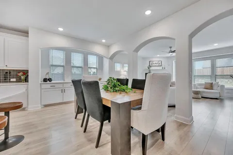 $599,900 | 16928 Mirador Way, Justin, TX 76247