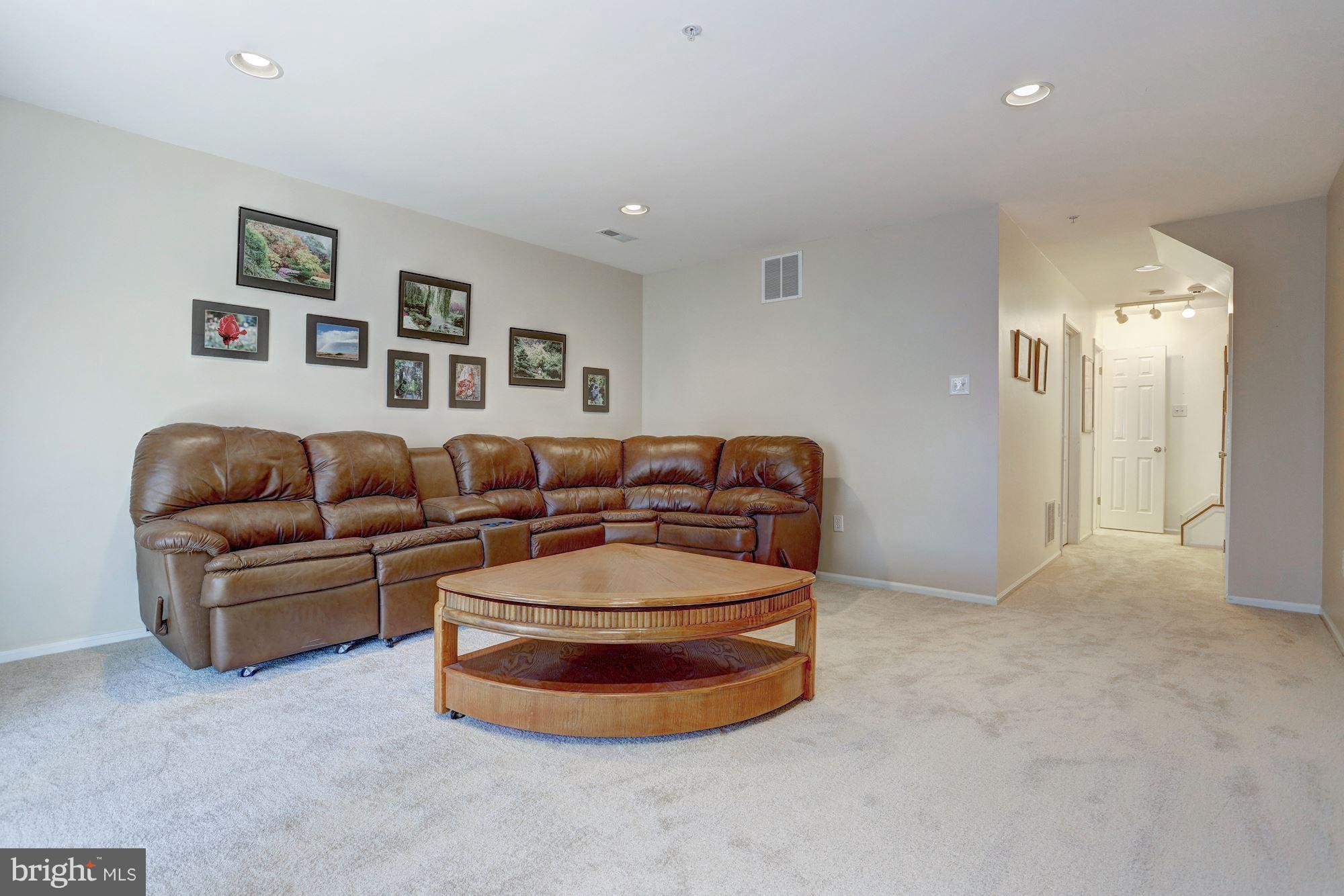 6373 Wind Rider Way Columbia, MD 21045 - Photo 22 of 27 Family Room