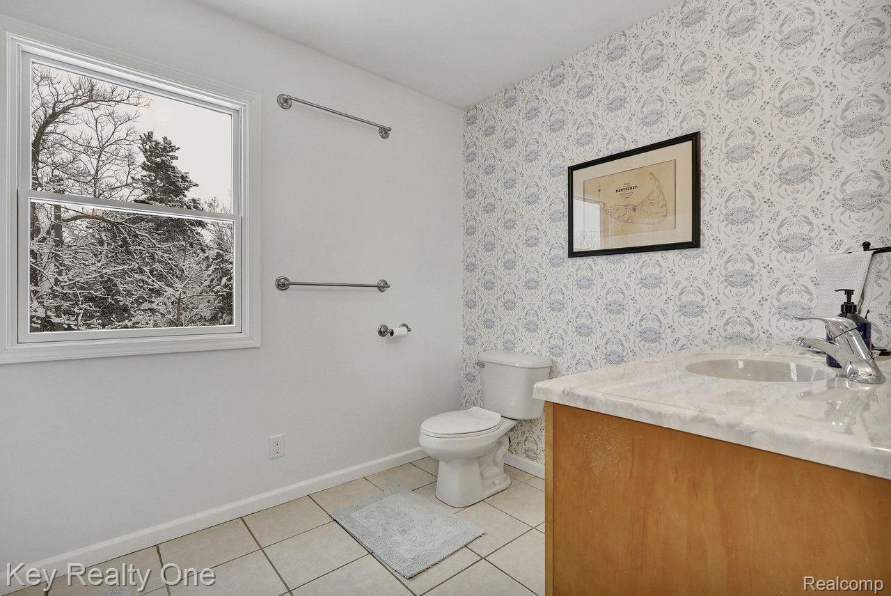 10440 Runyan Lake Road Fenton, MI 48430 - Photo 37 of 44 Gallery Image 37