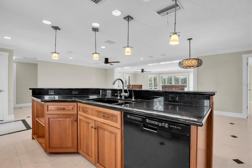 309 Buttonwood Lane Largo, FL 33770 - Photo 14 of 48