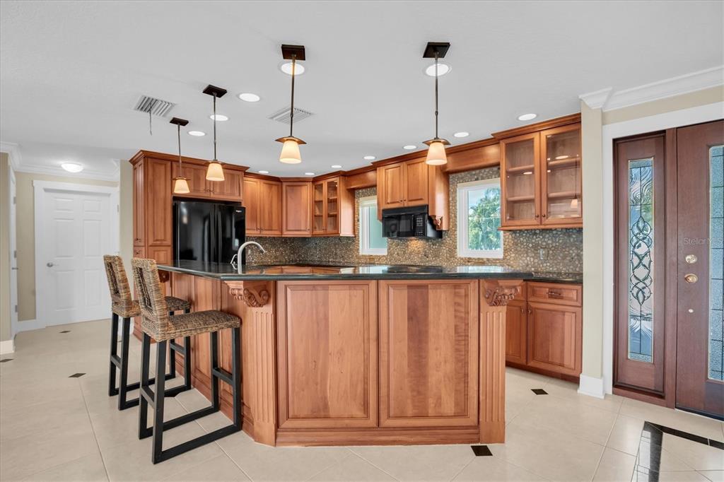 309 Buttonwood Lane Largo, FL 33770 - Photo 15 of 48