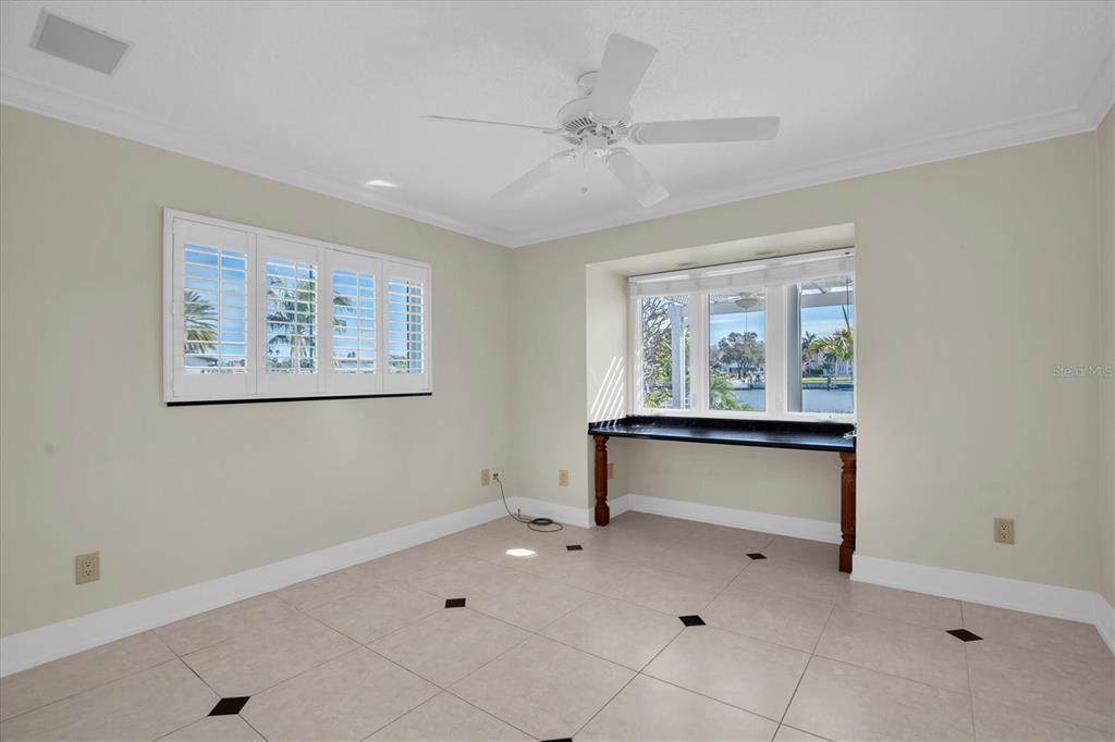 309 Buttonwood Lane Largo, FL 33770 - Photo 33 of 48