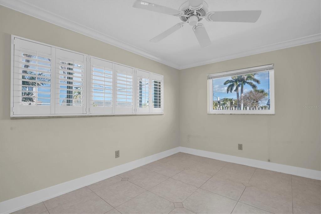 309 Buttonwood Lane Largo, FL 33770 - Photo 34 of 48