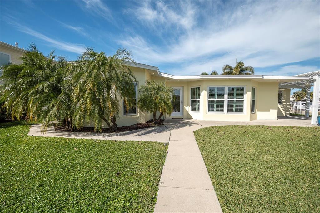 309 Buttonwood Lane Largo, FL 33770 - Photo 37 of 48