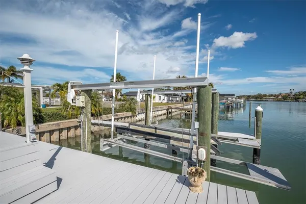 $5,400 | 309 Buttonwood Lane, Largo, FL 33770