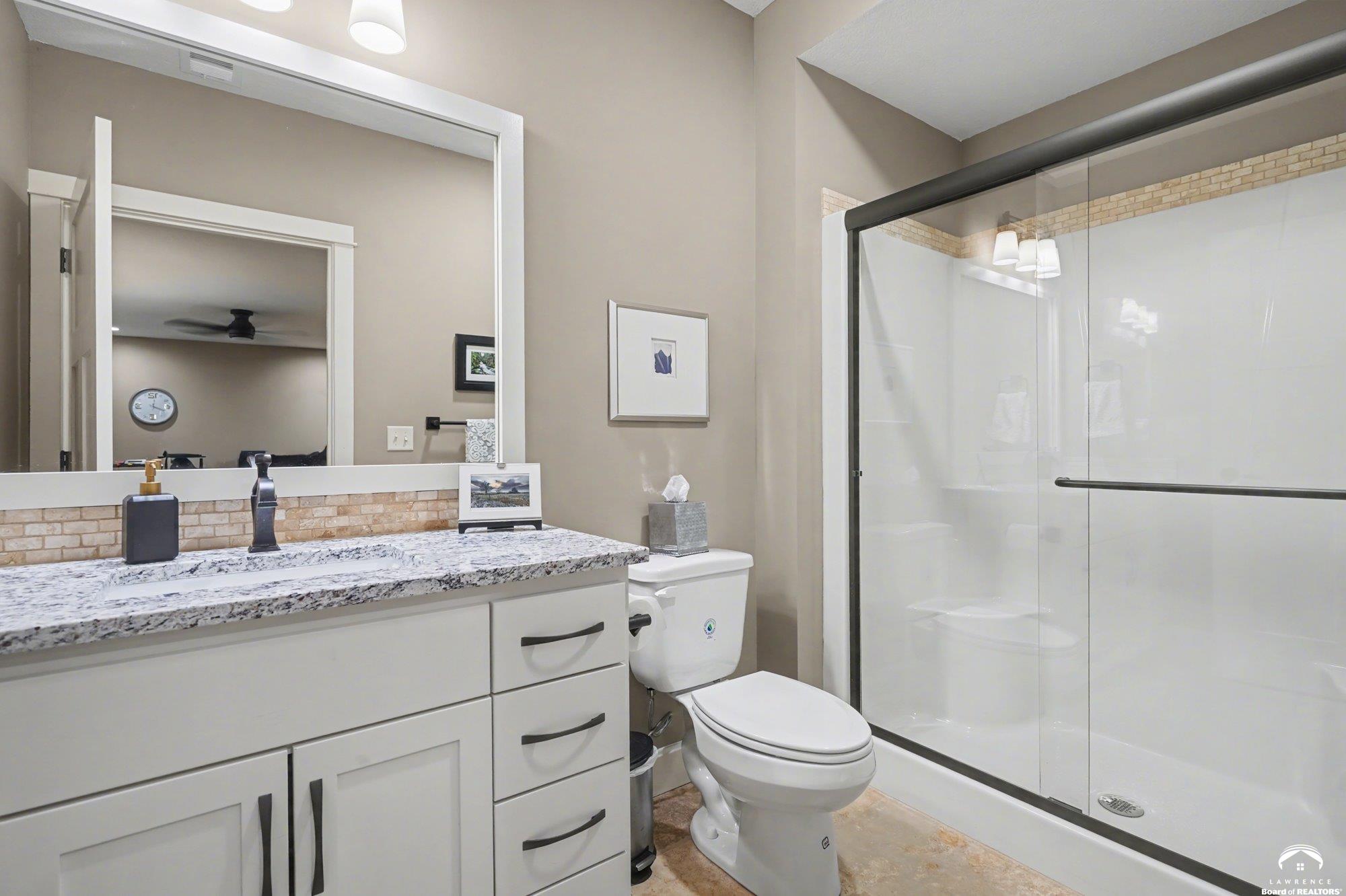 2250 Lake Pointe Drive, Unit 1900 Lawrence, KS 66049 - Photo 22 of 31