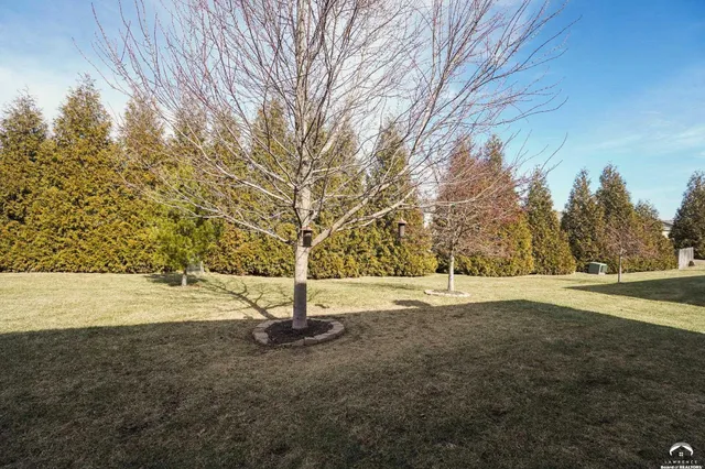 $550,000 | 2250 Lake Pointe Drive, Unit 1900, Lawrence, KS 66049