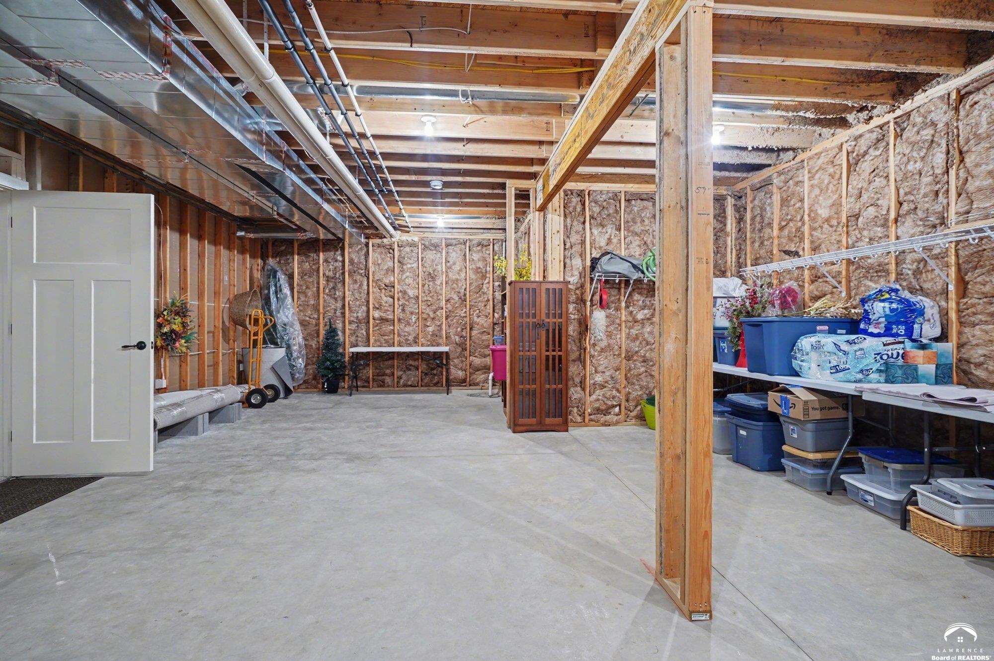 2250 Lake Pointe Drive, Unit 1900 Lawrence, KS 66049 - Photo 24 of 31