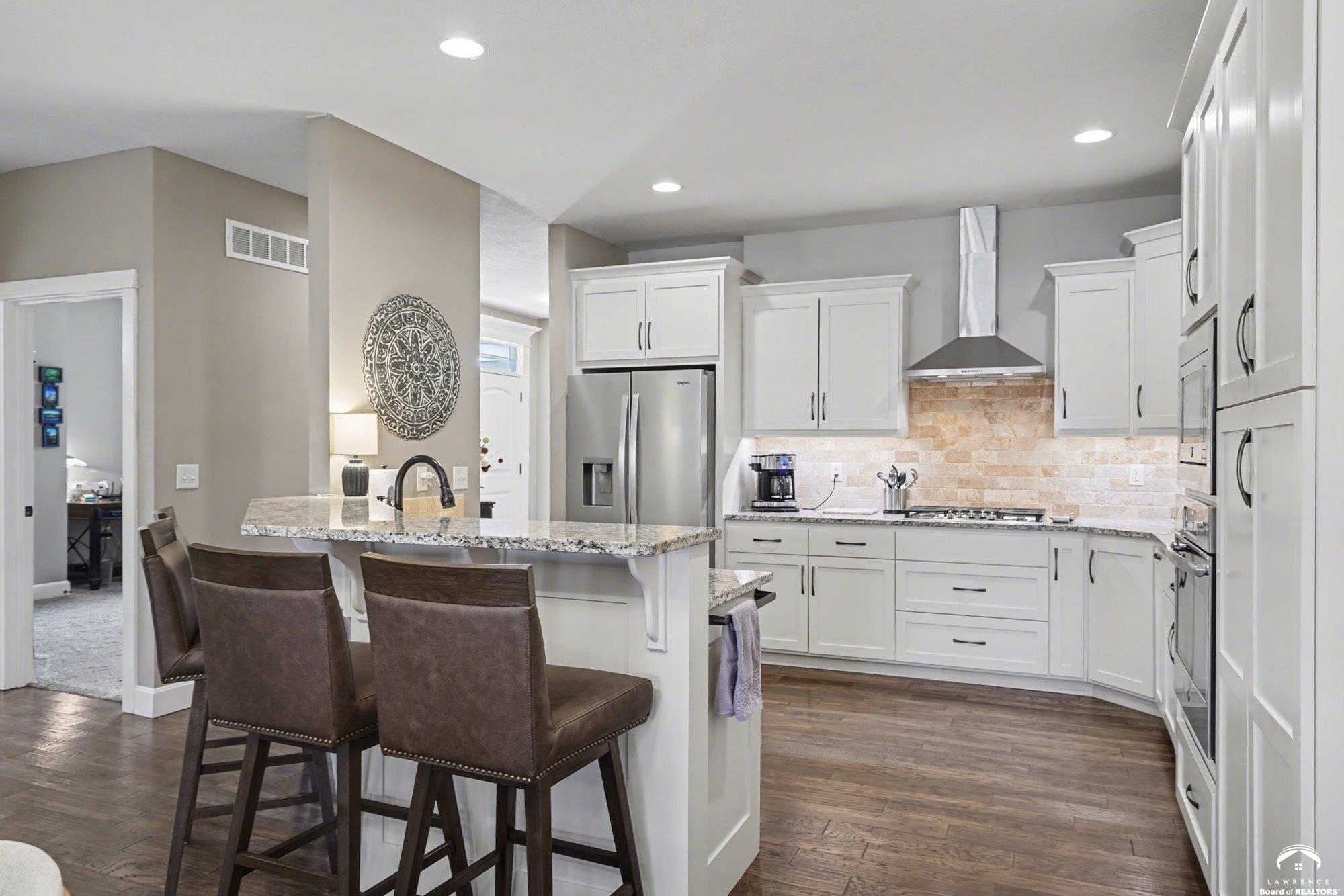 2250 Lake Pointe Drive, Unit 1900 Lawrence, KS 66049 - Photo 8 of 31