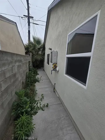 $3,000 | 3608 1/2 West 116th Street, Inglewood, CA 90303