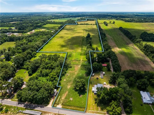 $324,000 | 6448 Baton Rouge Avenue, Mansura, LA 71350