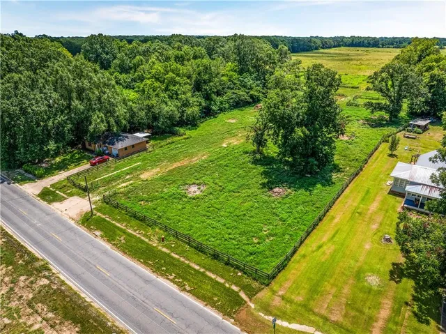 $324,000 | 6448 Baton Rouge Avenue, Mansura, LA 71350