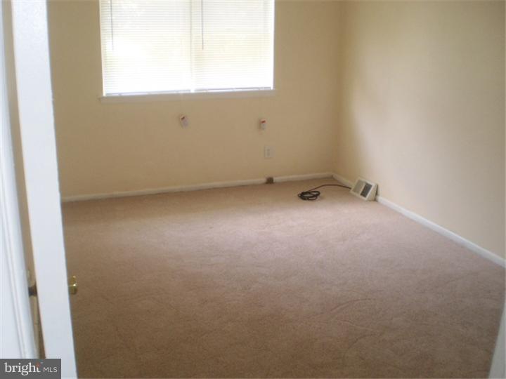 3893 Fairdale Road Philadelphia, PA 19154 - Photo 7 of 8 Bedroom - Main