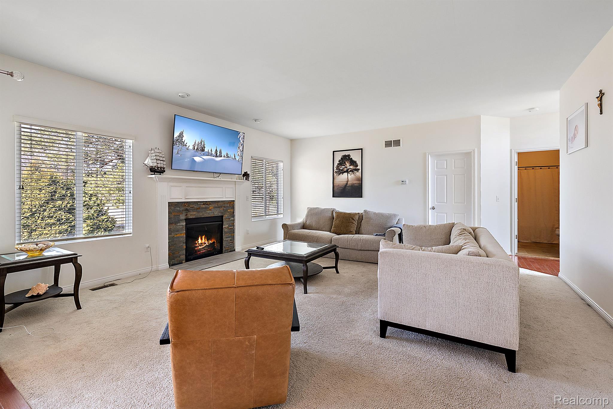 978 Monterey Ln. Rochester, MI 48307 - Photo 19 of 43 Gallery Image 19