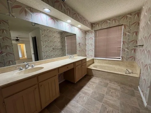 $2,295 | 5205 Rustle Leaf Drive, Arlington, TX 76017