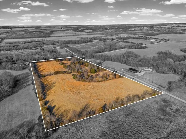 $270,000 | 10155 Liv 233, Chillicothe, MO 64601